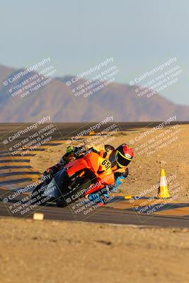 media/Dec-16-2023-CVMA (Sat) [[bb38a358a2]]/Race 13 Amateur Supersport Middleweight/